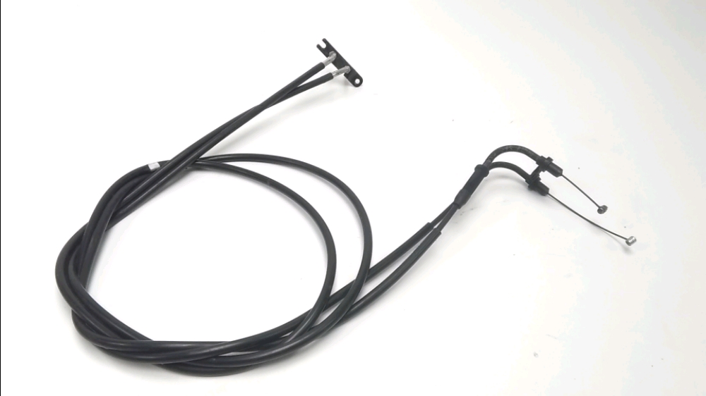 Cable d'accelerateur
