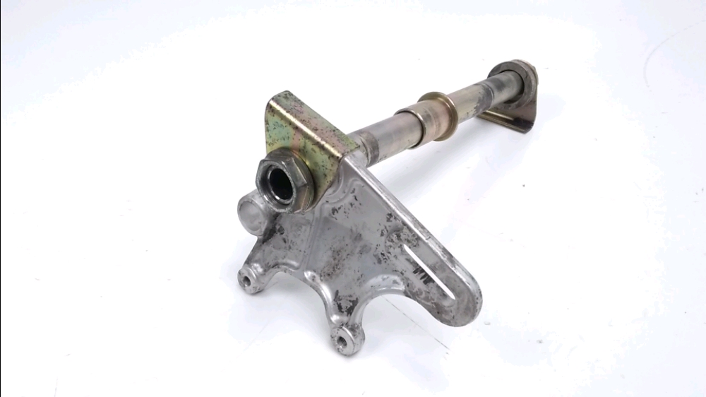AXE DE ROUE ARRIERE