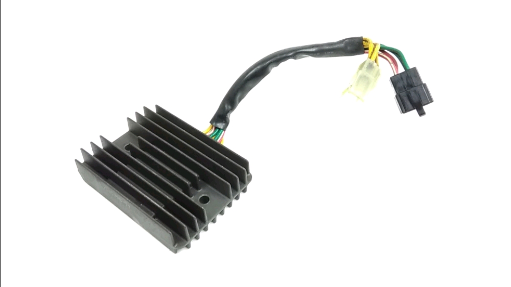 REGULATEUR DE TENSION