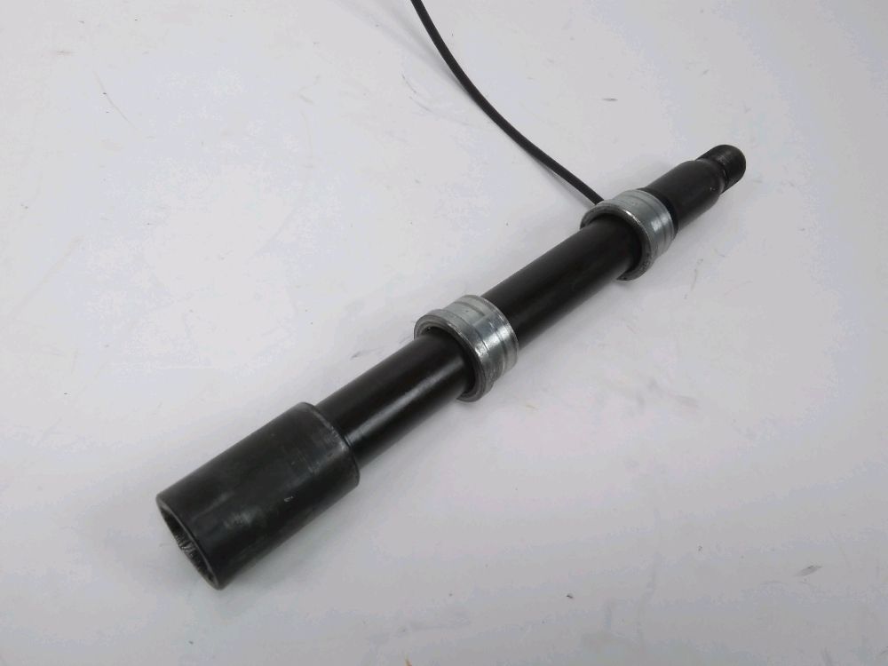 AXE DE ROUE AVANT