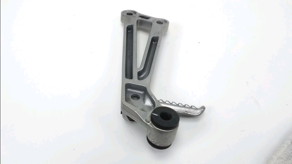 PLATINE ARRIERE DROITE COMPLETE