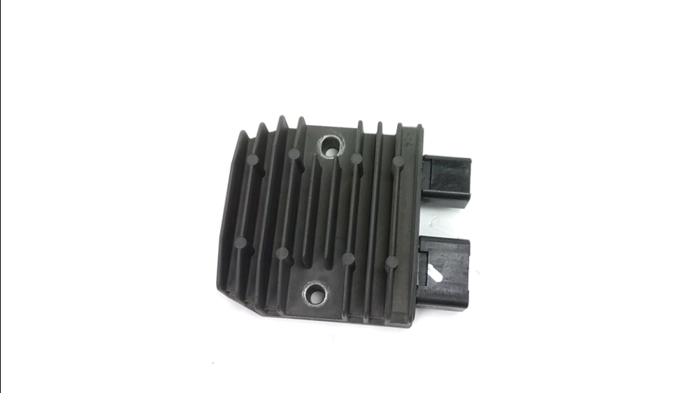 REGULATEUR DE TENSION