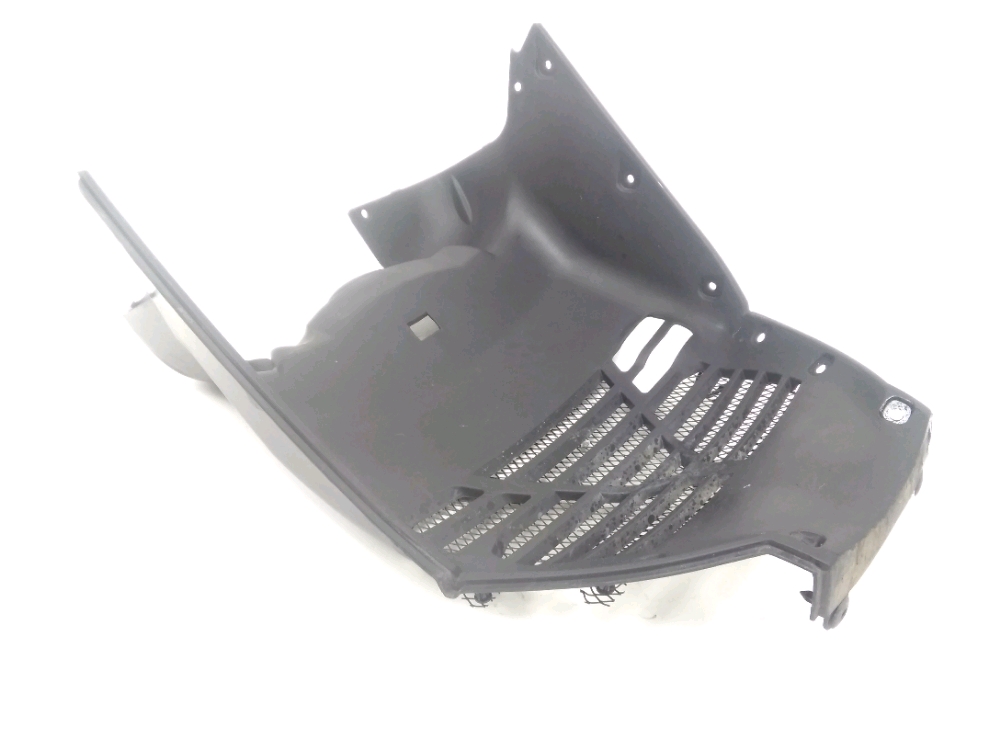 GRILLE DE RADIATEUR
