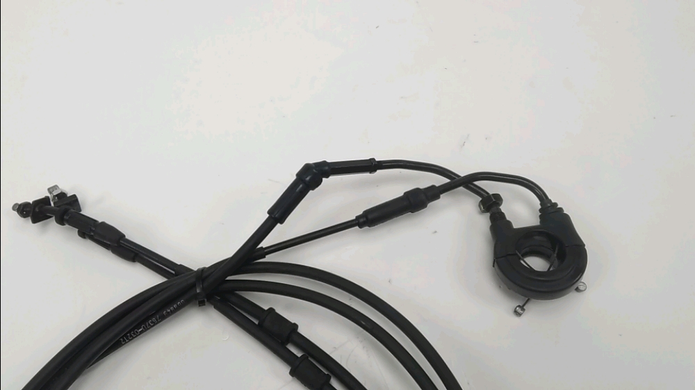 CABLE D'ACCELERATEUR