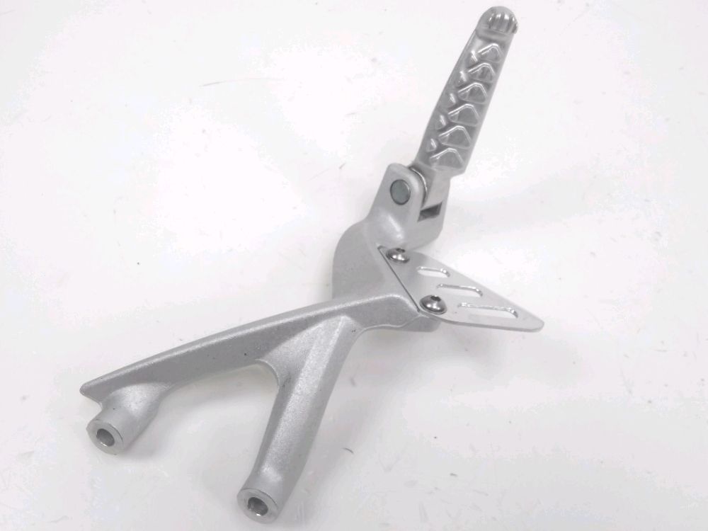 Platine arriere droite complete