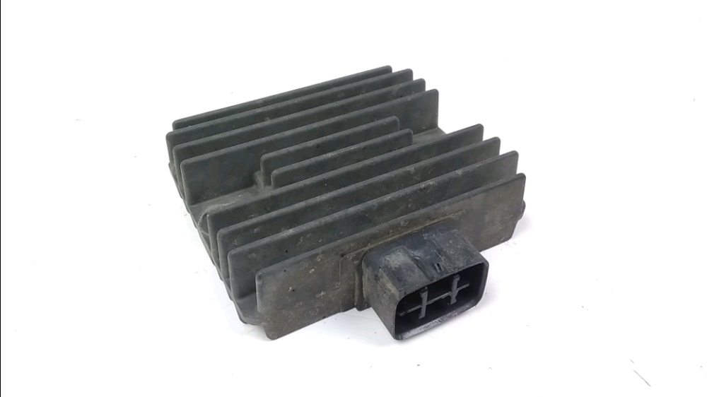 Regulateur de tension