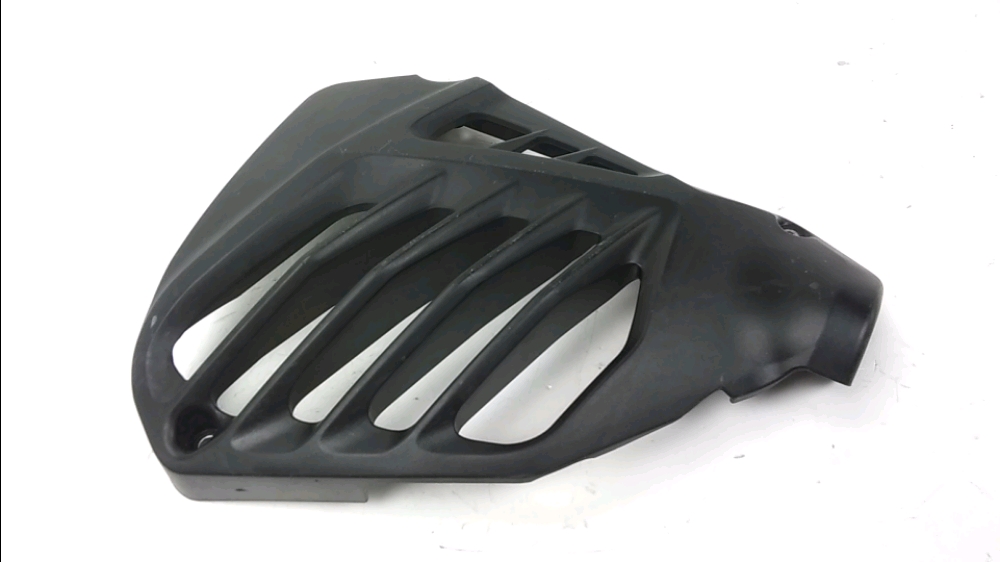 GRILLE DE RADIATEUR