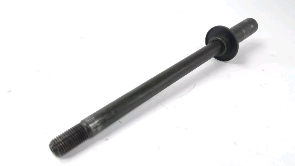 AXE DE ROUE AVANT