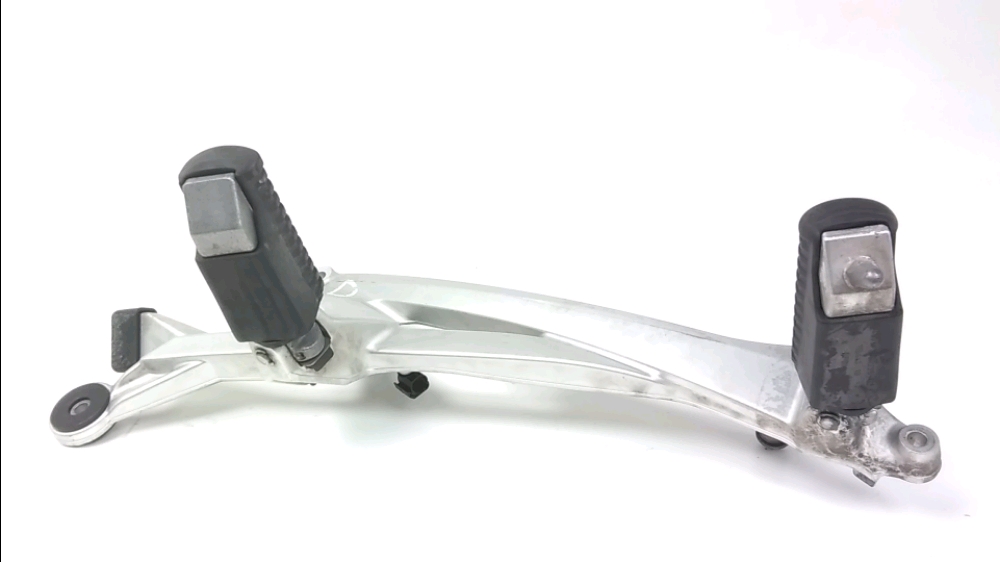 PLATINE AVANT DROITE COMPLETE