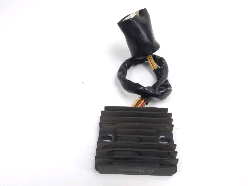 REGULATEUR DE TENSION