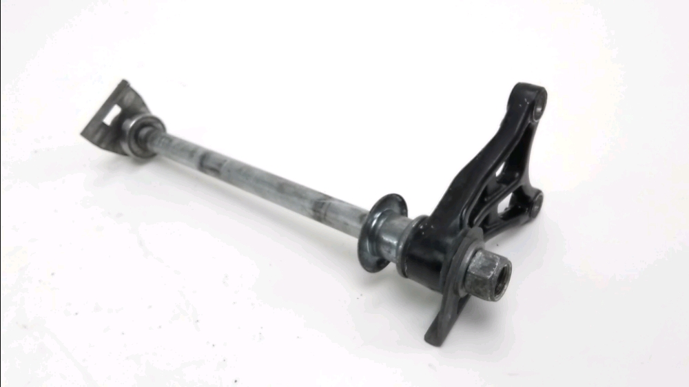 AXE DE ROUE ARRIERE