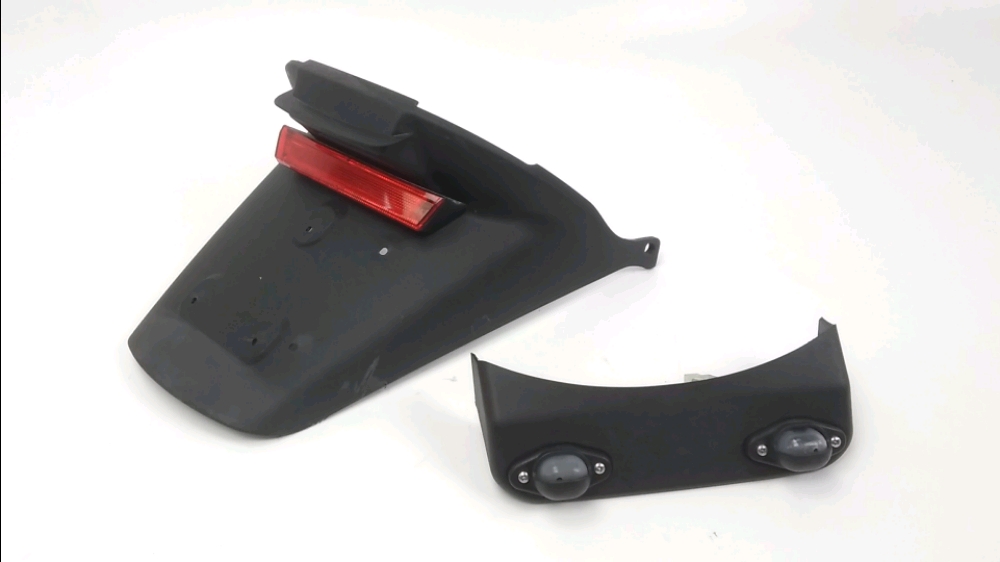 Support de plaque et eclairage
