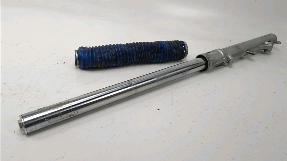 TUBE DE FOURCHE GAUCHE
