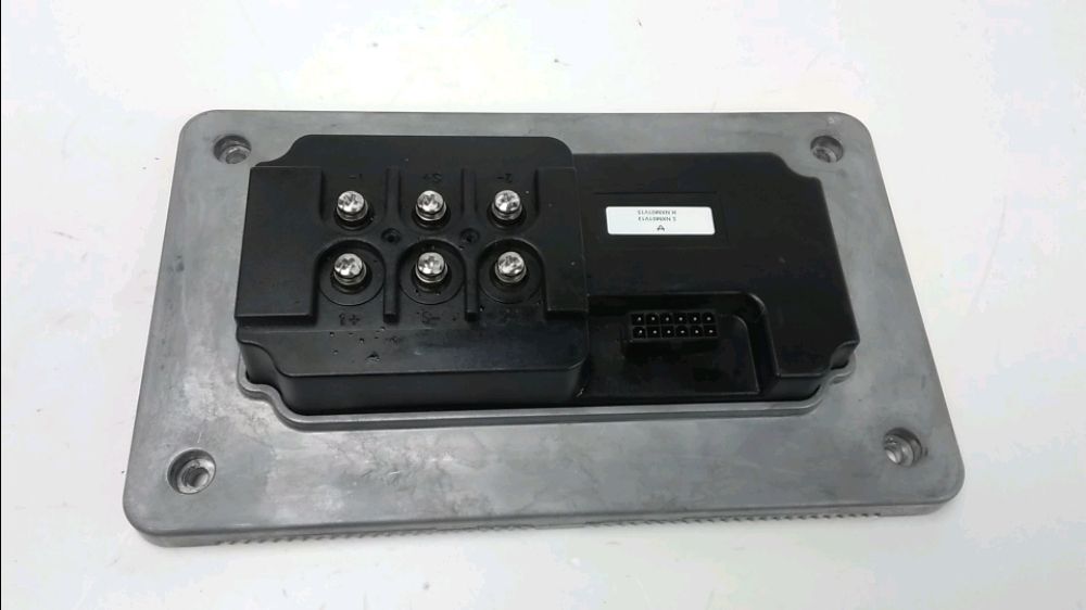 REGULATEUR DE TENSION