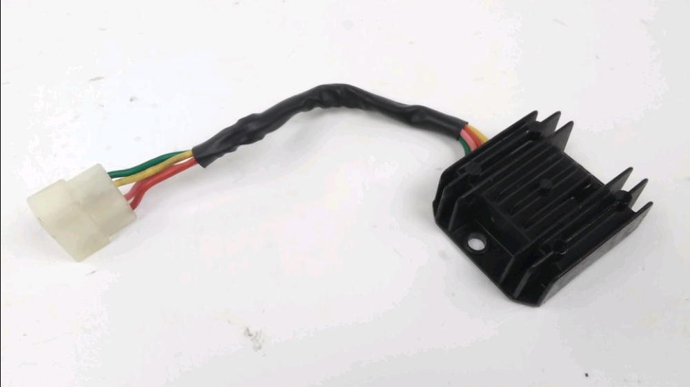 REGULATEUR DE TENSION