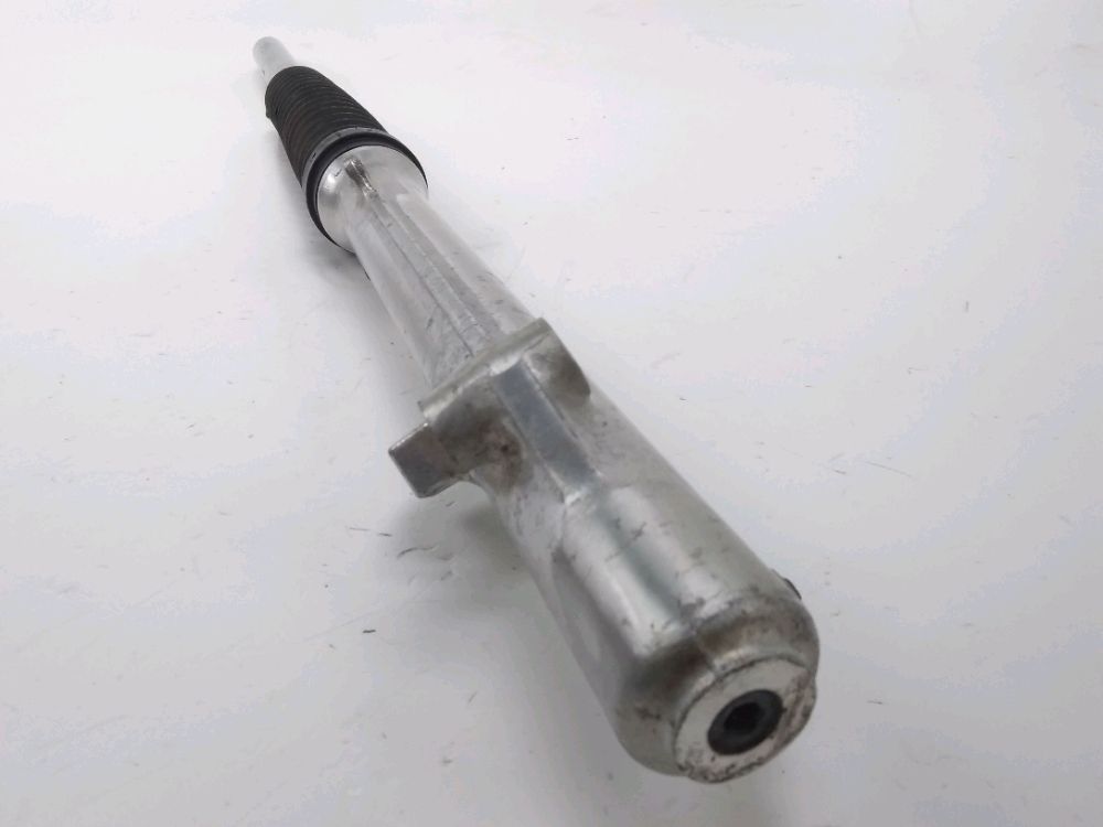 Tube de fourche gauche