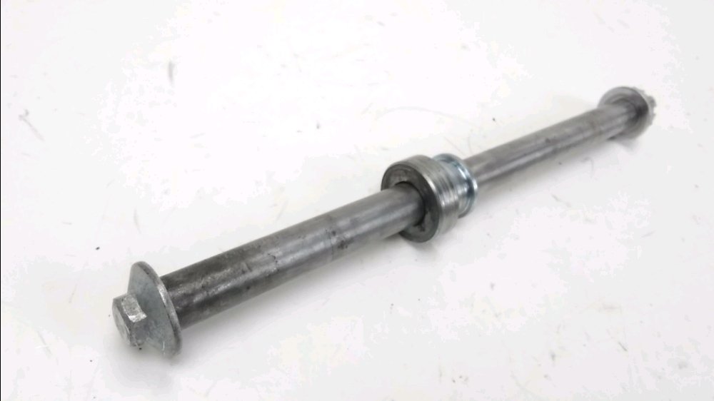 AXE DE ROUE ARRIERE