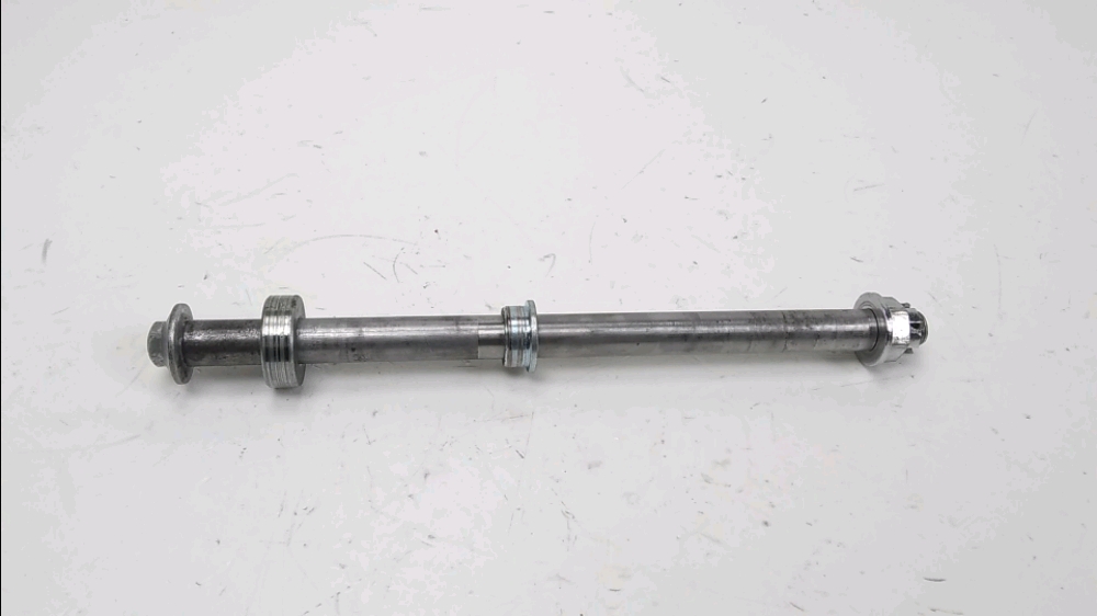 AXE DE ROUE ARRIERE