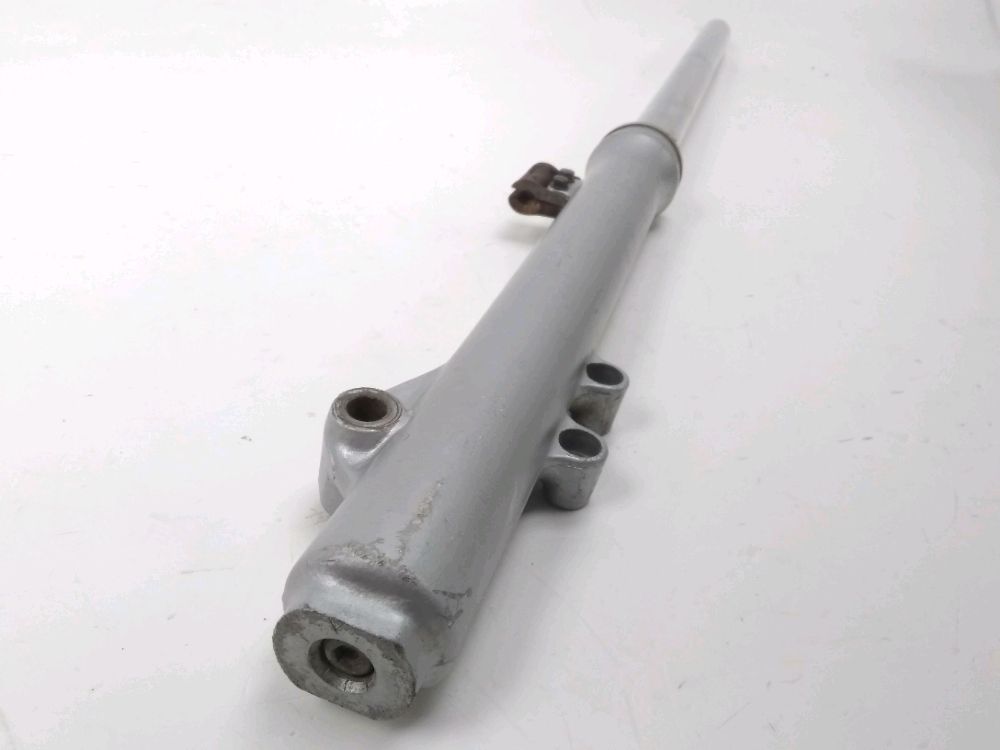 Tube de fourche gauche