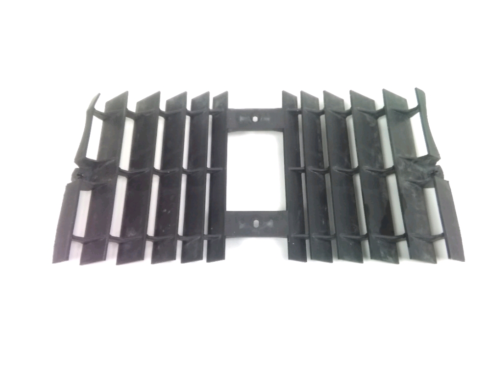 GRILLE DE RADIATEUR