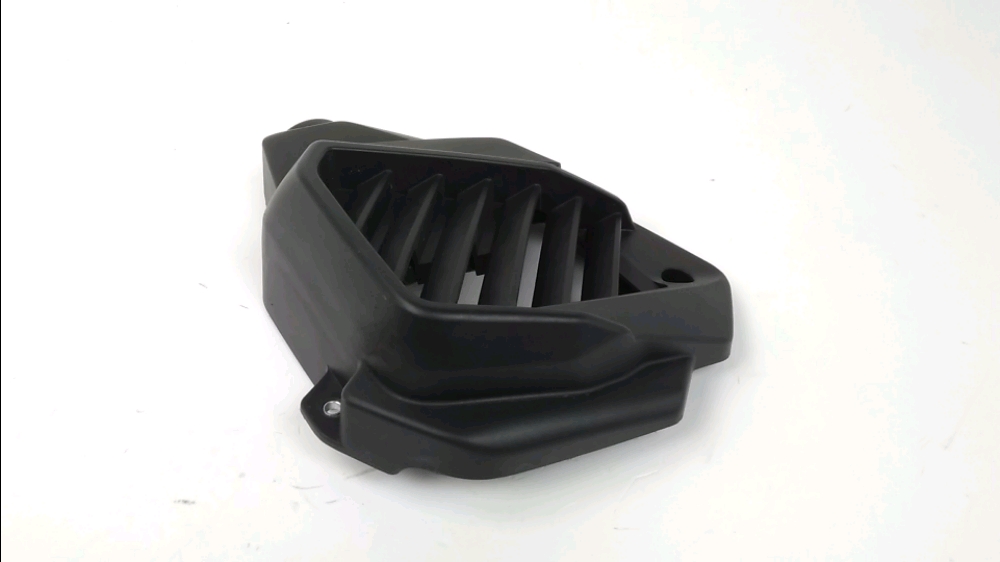 GRILLE DE RADIATEUR