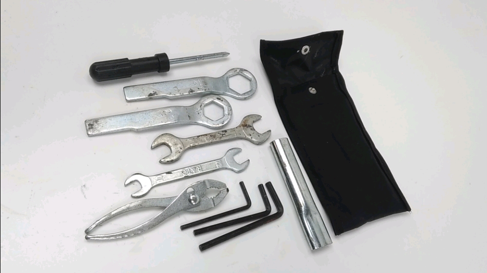 TROUSSE OUTIL