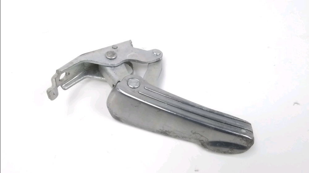 Repose pieds arriere gauche