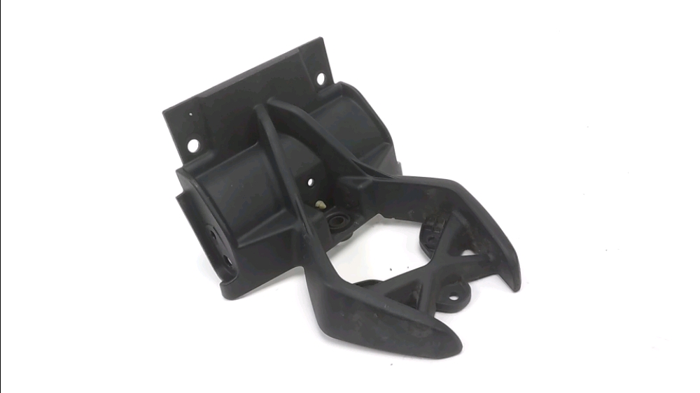 SUPPORT DE PLAQUE ET ECLAIRAGE