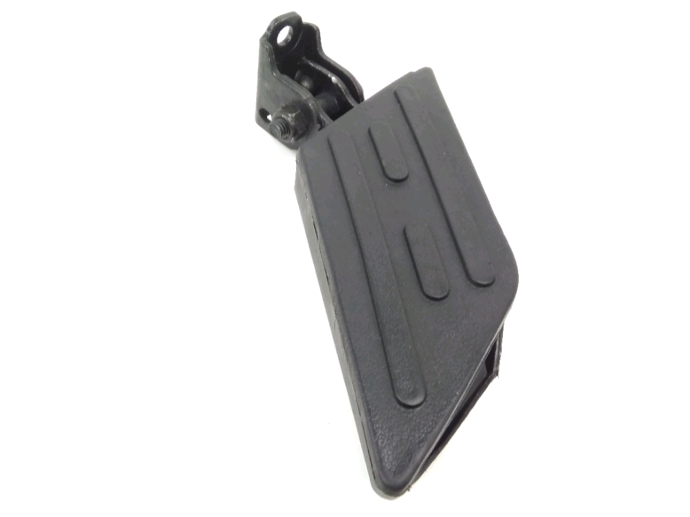 PLATINE ET REPOSE PIEDS ARRIERE DROIT