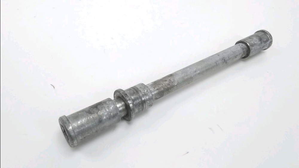 Axe de roue avant