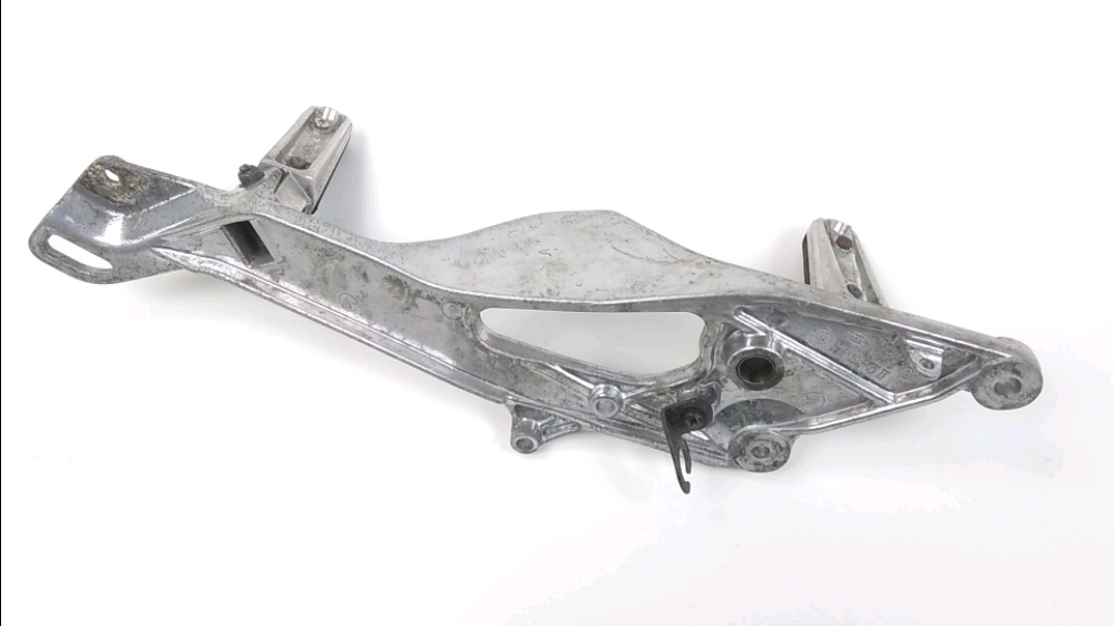 PLATINE AVANT DROITE COMPLETE