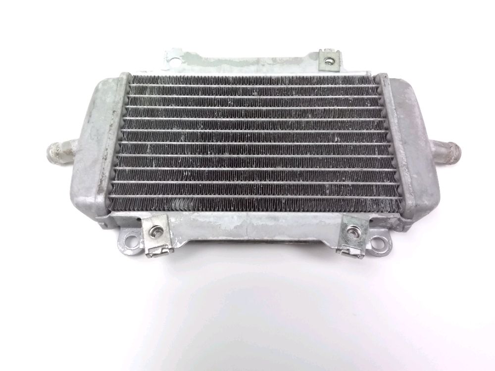 RADIATEUR EAU GAUCHE