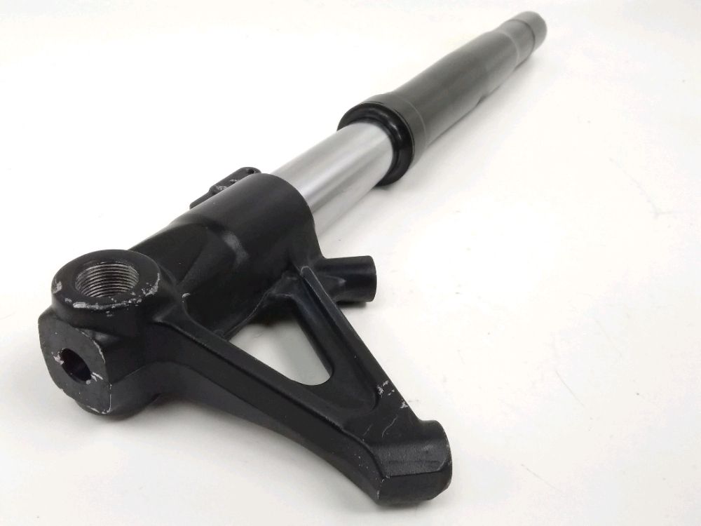 Tube de fourche gauche