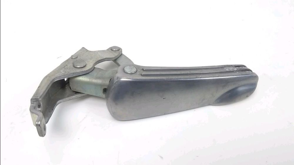 Platine et repose pieds arriere gauche