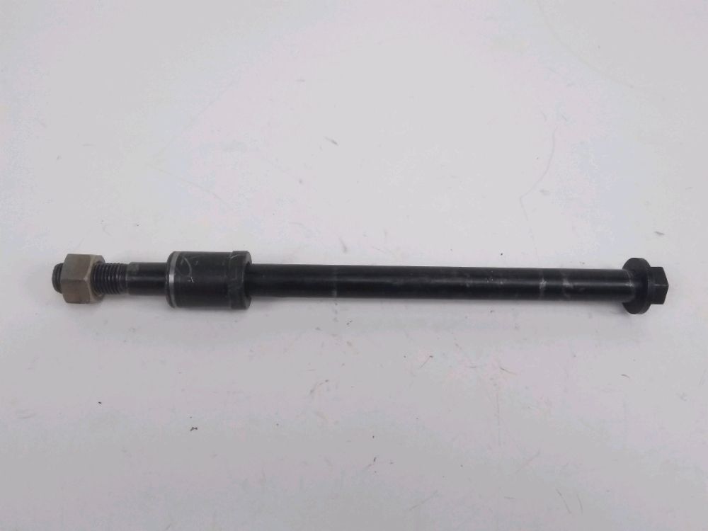 AXE DE ROUE AVANT