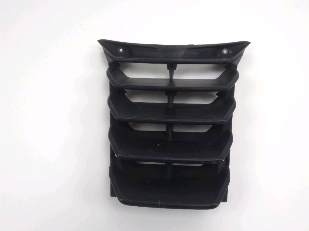 GRILLE DE RADIATEUR