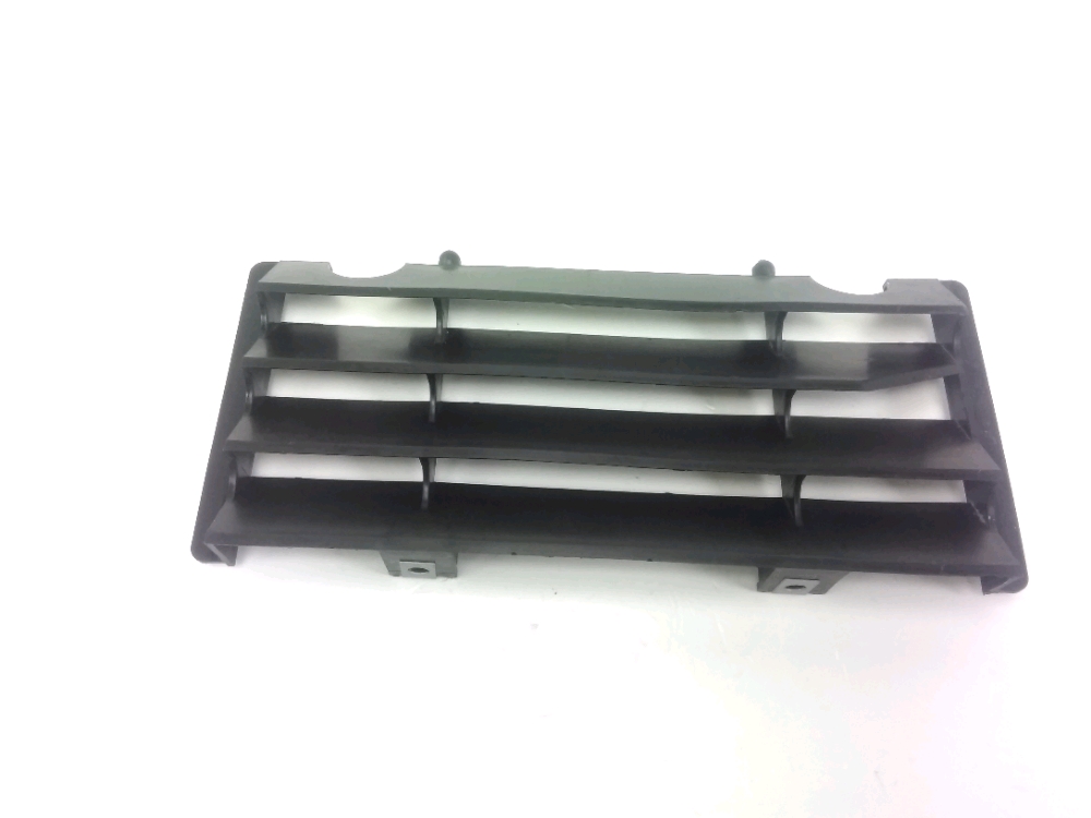 GRILLE DE RADIATEUR