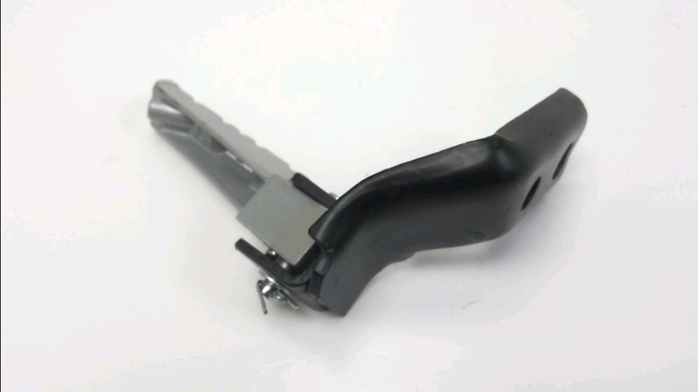 PLATINE ET REPOSE PIEDS ARRIERE DROIT