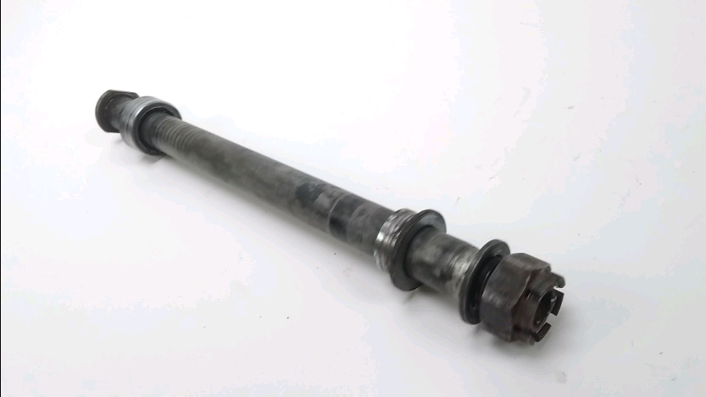 AXE DE ROUE ARRIERE