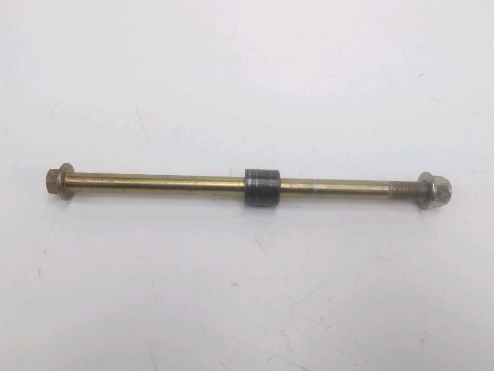 AXE DE ROUE AVANT