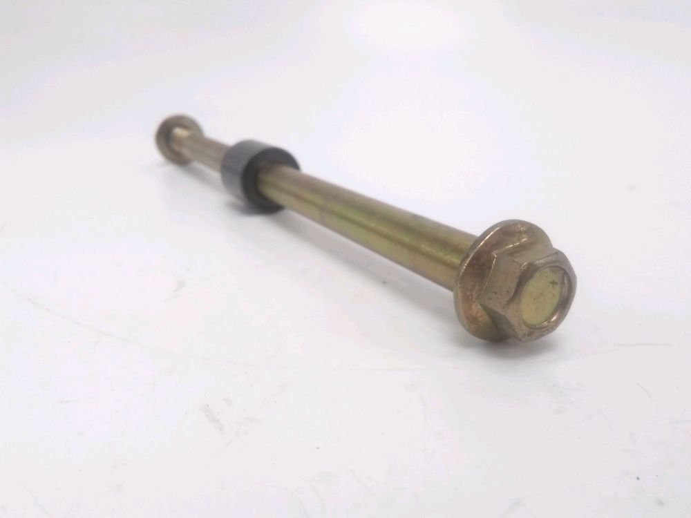 AXE DE ROUE AVANT