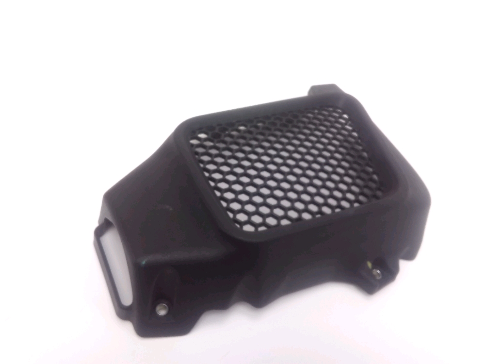 GRILLE DE RADIATEUR