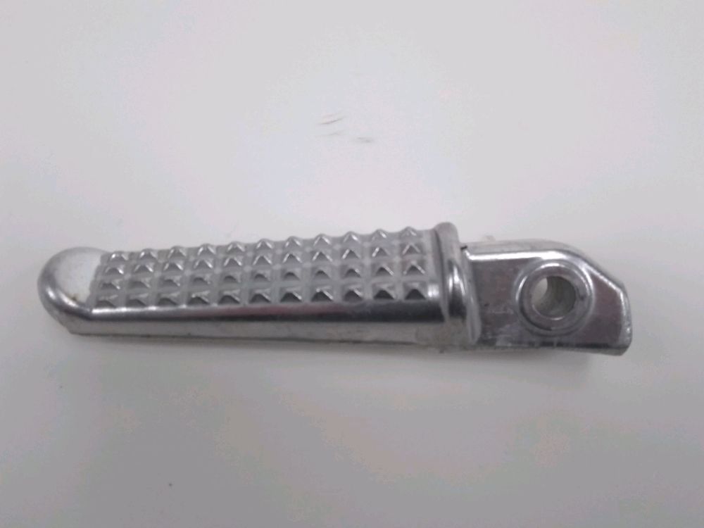 REPOSE PIEDS ARRIERE DROIT