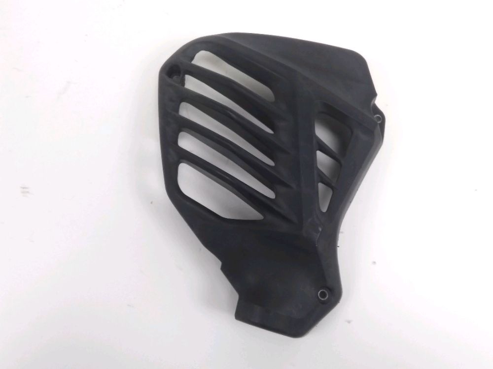 GRILLE DE RADIATEUR