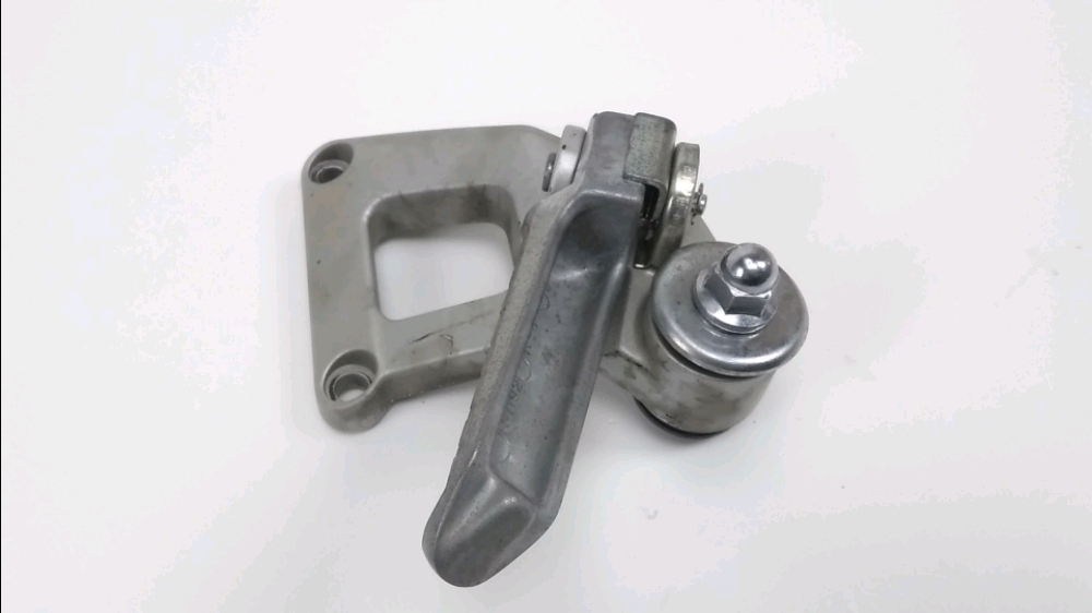 PLATINE ET REPOSE PIEDS ARRIERE DROIT