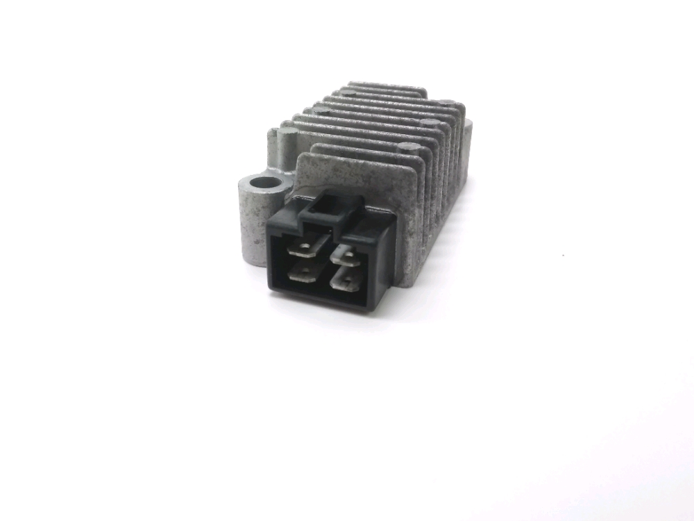 REGULATEUR DE TENSION