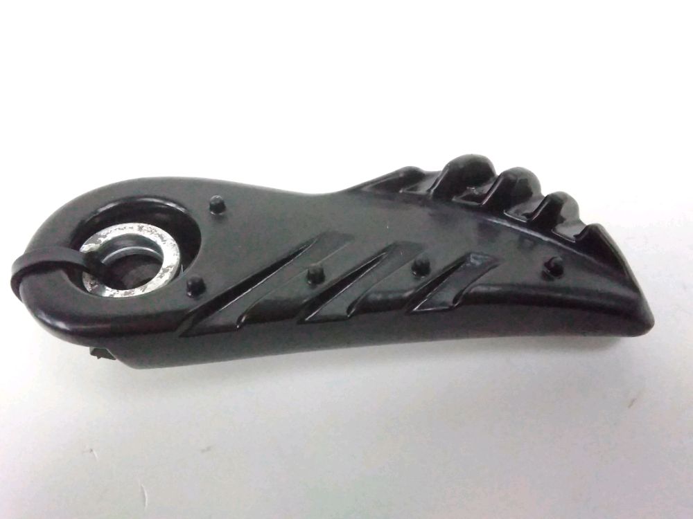 Repose pieds arriere droit