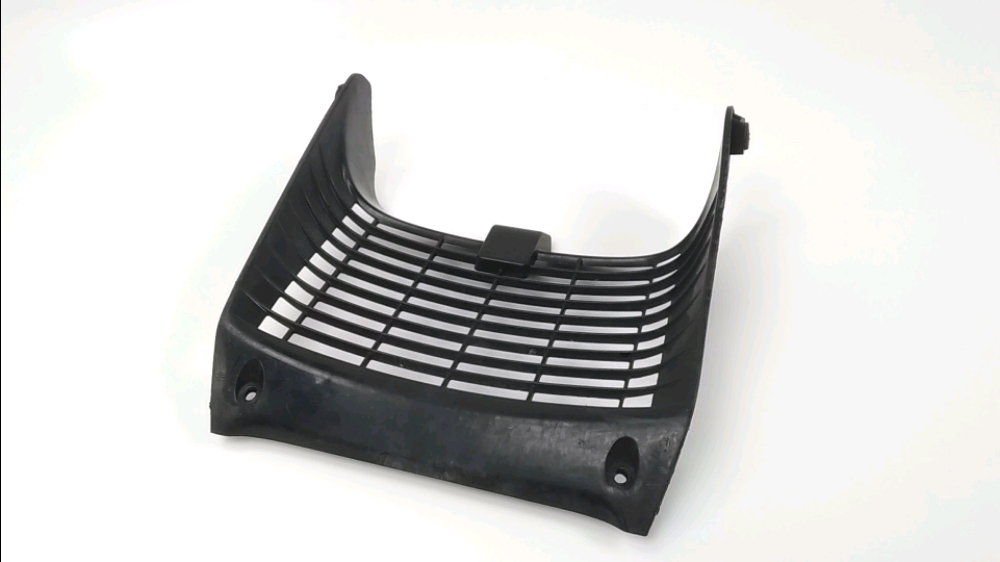 GRILLE DE RADIATEUR