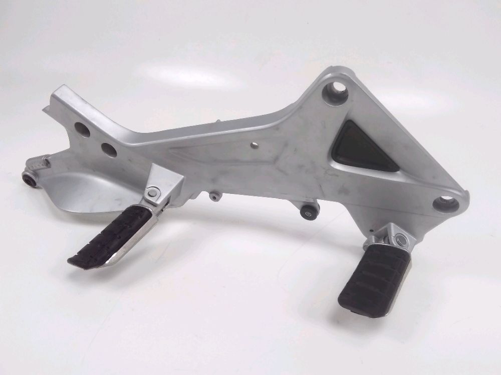 PLATINE AVANT DROITE COMPLETE