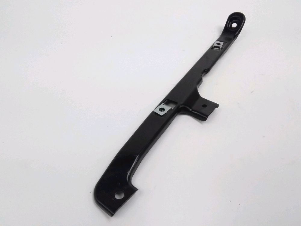 Platine avant droite